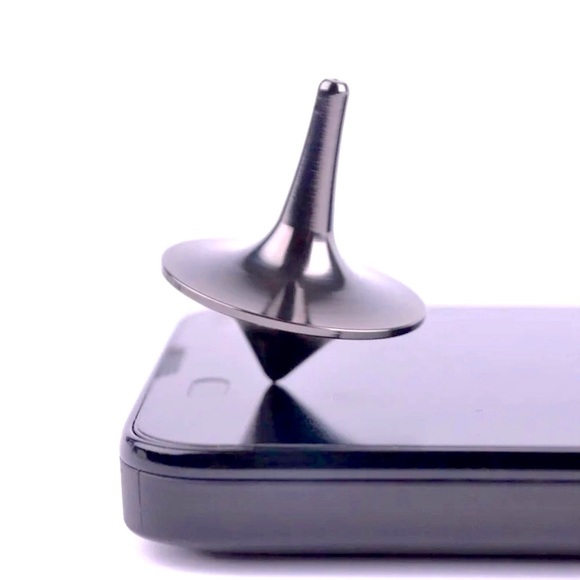 World Famous Forever Spin Titanium Gyroscope Spinning Top (black) - Picture 3 of 6